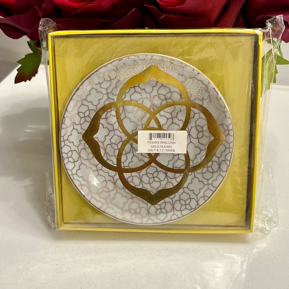 Kendra Scott Filigree Ceramic Jewelry Dish